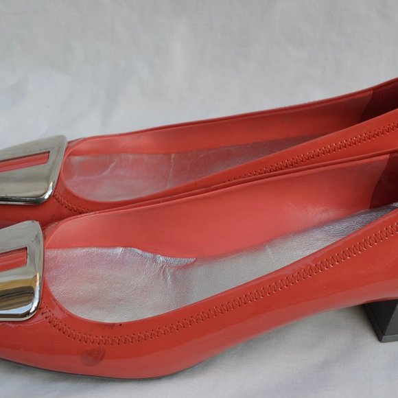 PRADA Salmon Patent Leather Block Heel Pump